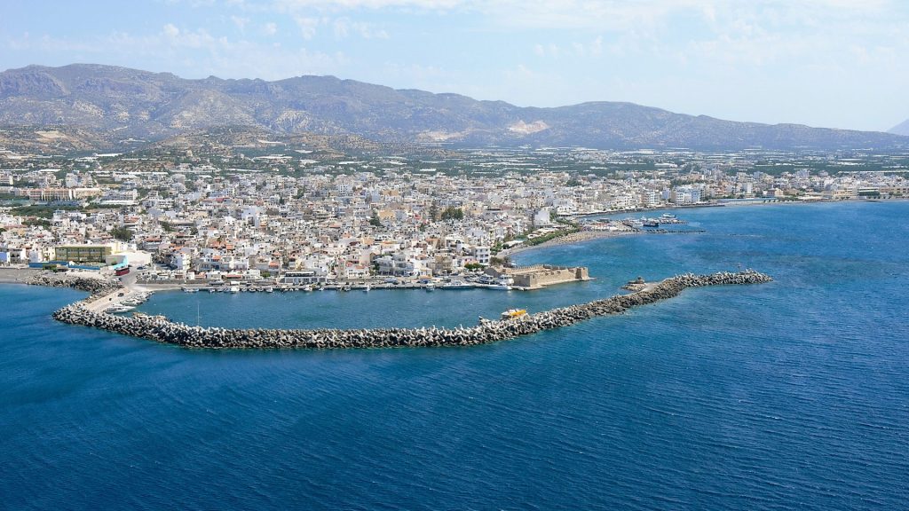 Ιεράπετρα Κρήτης: Φωτιά στην περιοχή Νέος Μύρτος