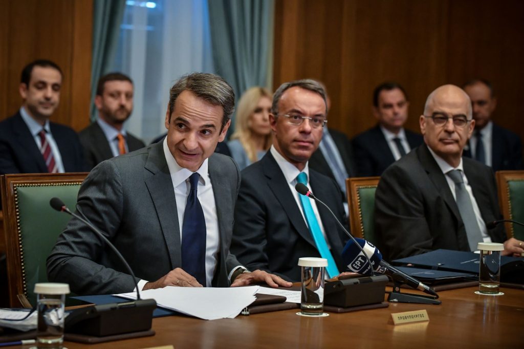 To αυγουστιάτικο πρωινό, oι τρεις βουλευτές της ΝΔ και ο «χάρτης» του Κ.Μητσοτάκη