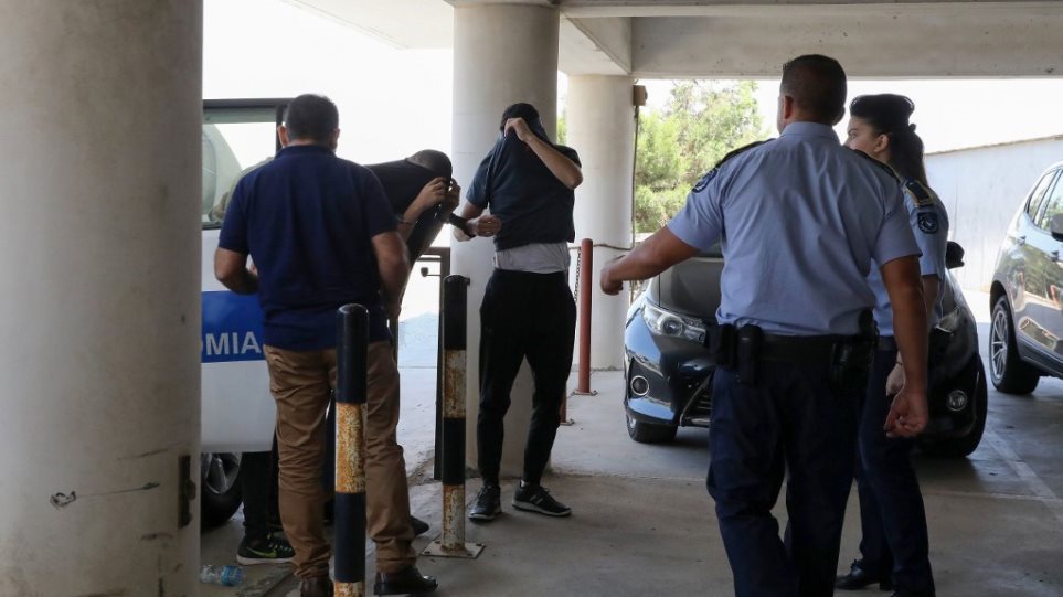 Αναβλήθηκε η δίκη για τον fake βιασμό της Βρετανίδα στην Κύπρο