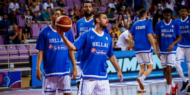 Εθνικής Ελλάδος Μπάσκετ: Xωρίς δισταγμό το «ναι» του Β. Μάντζαρη – Αγώνας δρόμου για να βγει η βίζα του