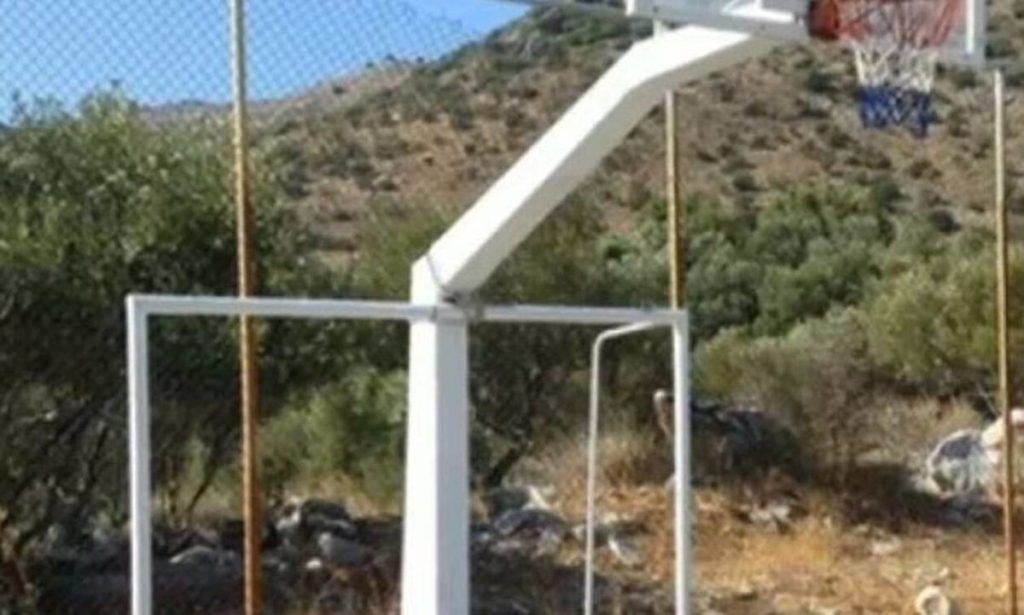 Συγκλονίζει ο πατέρας του 10χρονου που τραυματίστηκε σοβαρά από τέρμα στη Σπάρτη