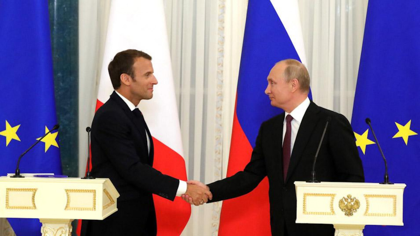 Επίσκεψη Β.Πούτιν στο Παρίσι