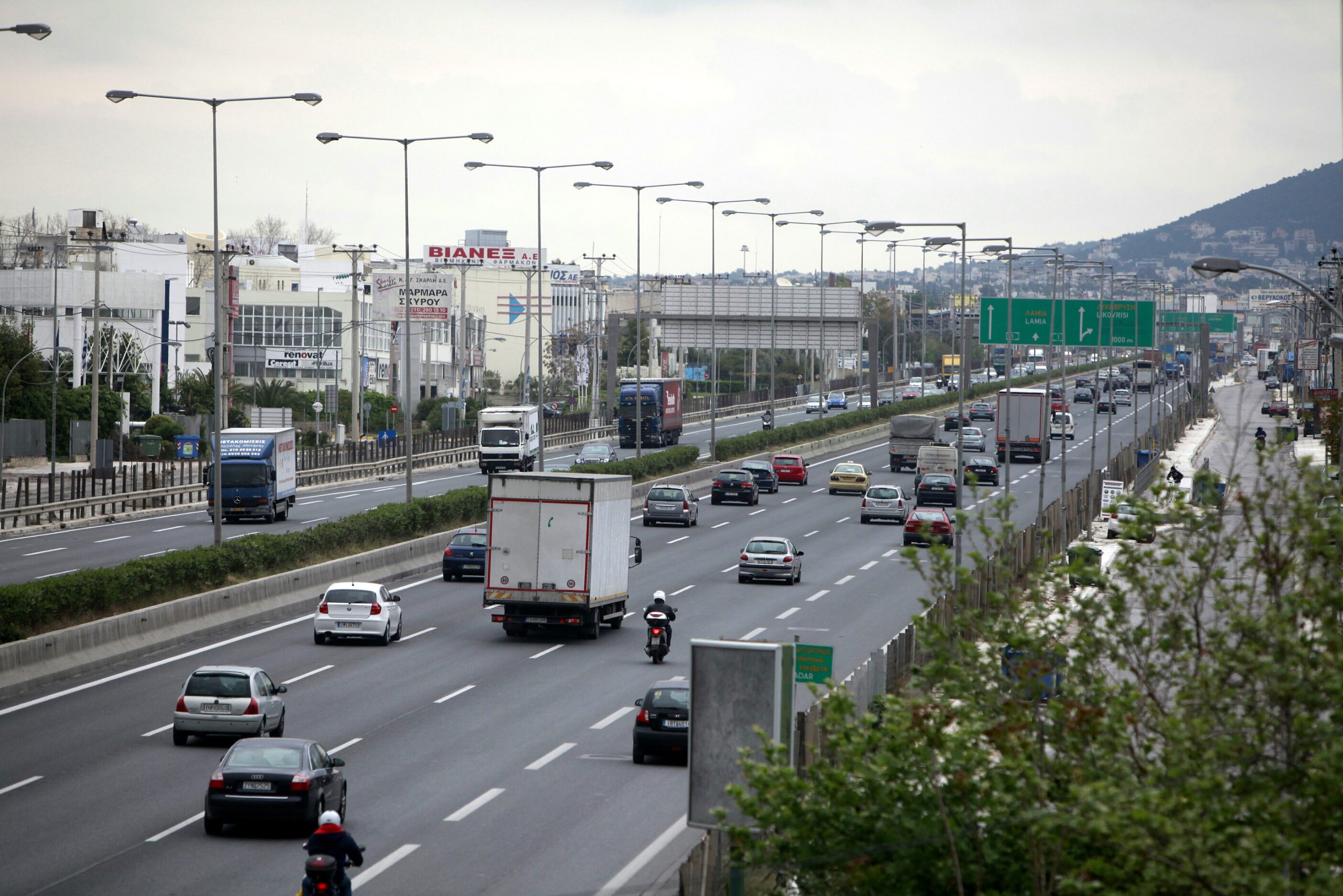 Κυκλοφοριακές ρυθμίσεις στην Αθηνών-Λαμίας – Στο ύψος της γέφυρας Καλυφτάκη