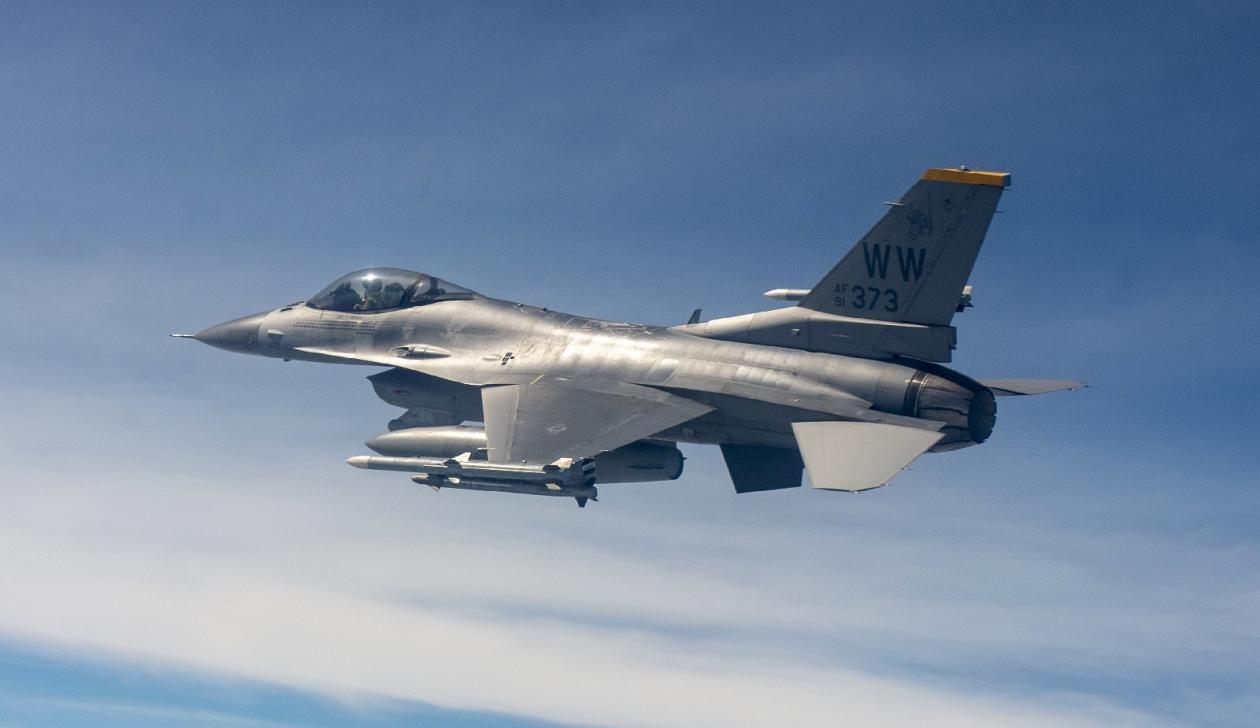 Κίνα: Κυρώσεις στις ΗΠΑ για πωλήσεις μαχητικών αεροσκαφών F-16