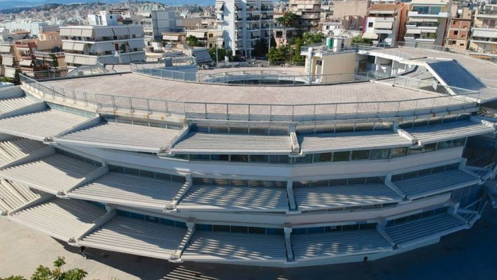 «Το κτίριο που έπεσε στη γη»: Το ελληνικό στρογγυλό σχολείο που θεωρήθηκε παγκόσμια καινοτομία