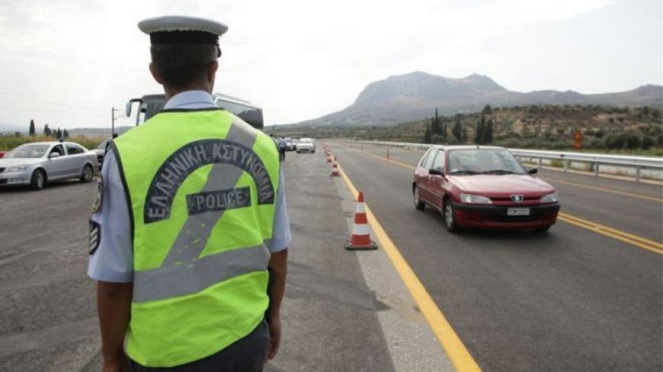 Tροχαία: Έλεγχοι και κλήσεις για υπερβολική ταχύτητα και αλκοόλ – «Βροχή» κλήσεων