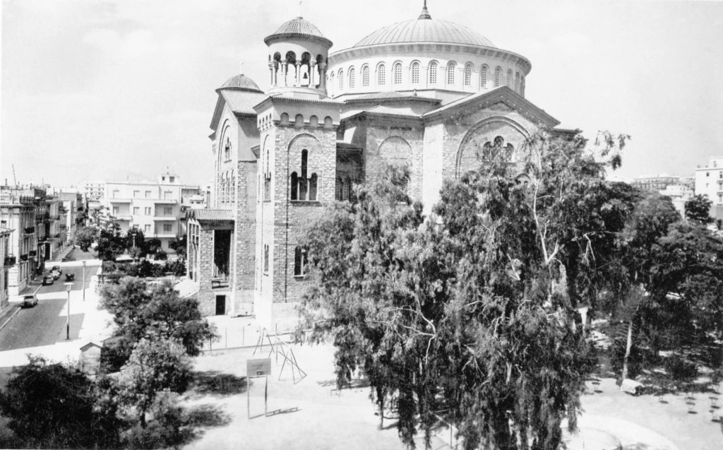 Πότε και πως ιδρύθηκε ο Άγιος Παντελεήμων Αχαρνών;