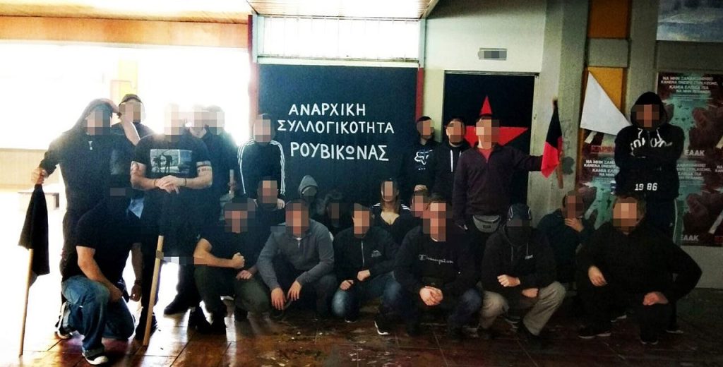 Ρουβίκωνας για επίθεση σε εστιατόριο του Μποτρίνι: «Την επόμενη φορά μπορεί να φύγει και κανένα χαστούκι»