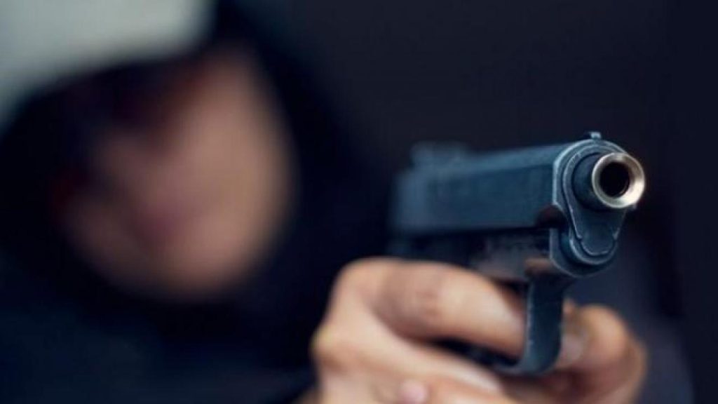 Νέα τροπή στο φονικό στην Καβάλα: Δεν έγινε για τη θέση στάθμευσης – «Τα θύματα χτύπησαν τη μάνα μας» (βίντεο)