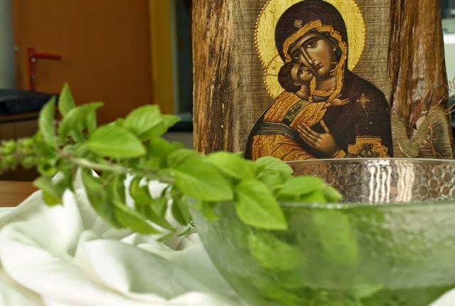 Οι επιστήμονες έκαναν χημική ανάλυση του Αγιασμού και δείτε τι ανακάλυψαν!