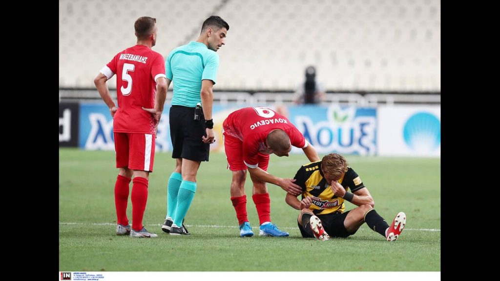 Αποδοκιμασίες στο ημίχρονο και σύνθημα για Λιβάγια από τον κόσμο της ΑΕΚ