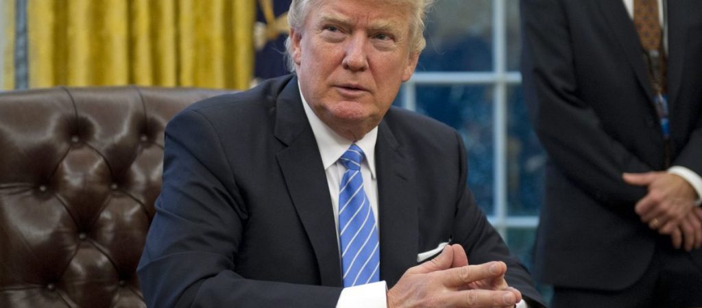 Ντ.Τραμπ για τον εμπορικό πόλεμο με την Κίνα: «Θέλουν να επιστρέψουν στο τραπέζι των διαπραγματεύσεων»