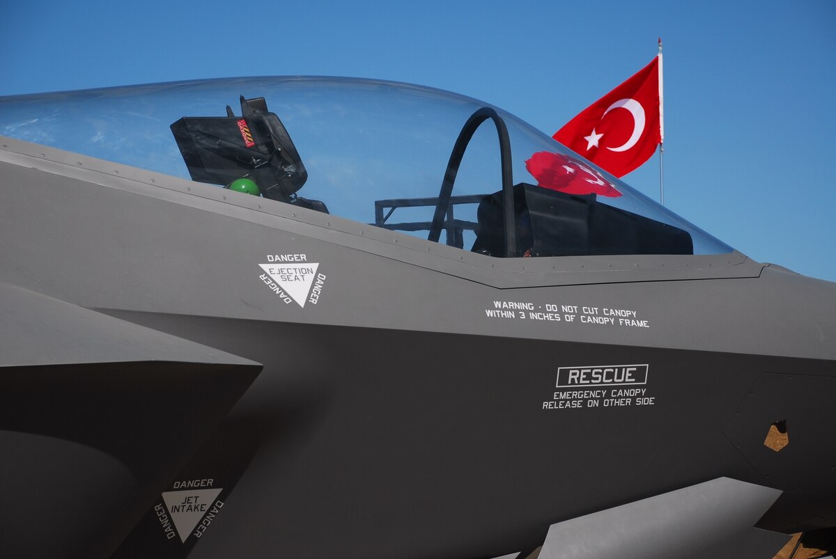 ΗΠΑ: «Σε ένα… έτος από σήμερα η οριστική έξοδος της Τουρκίας από το F-35 (… και βλέπουμε) αν και δεν το επιθυμούμε»»!