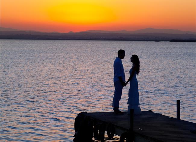 «Δεν μπορούμε να κάνουμε παιδιά»: 10 ερωτήσεις και απαντήσεις για την εξωσωματική γονιμοποίηση