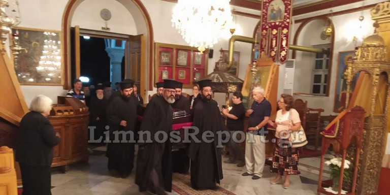 Στη Λήμνο η σορός του Μητροπολίτη Ιερόθεου – Κλειστά τα καταστήματα