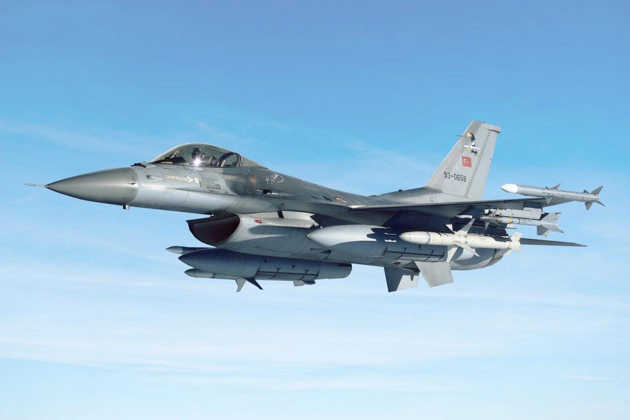 Δύο τουρκικά F-16 πέταξαν πάνω από Οινούσσες και Παναγιά
