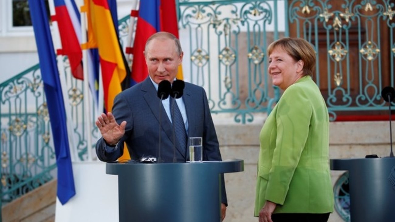 Μέρκελ – Πούτιν: Συζήτησαν για συνάντηση κορυφής στην Ουκρανία