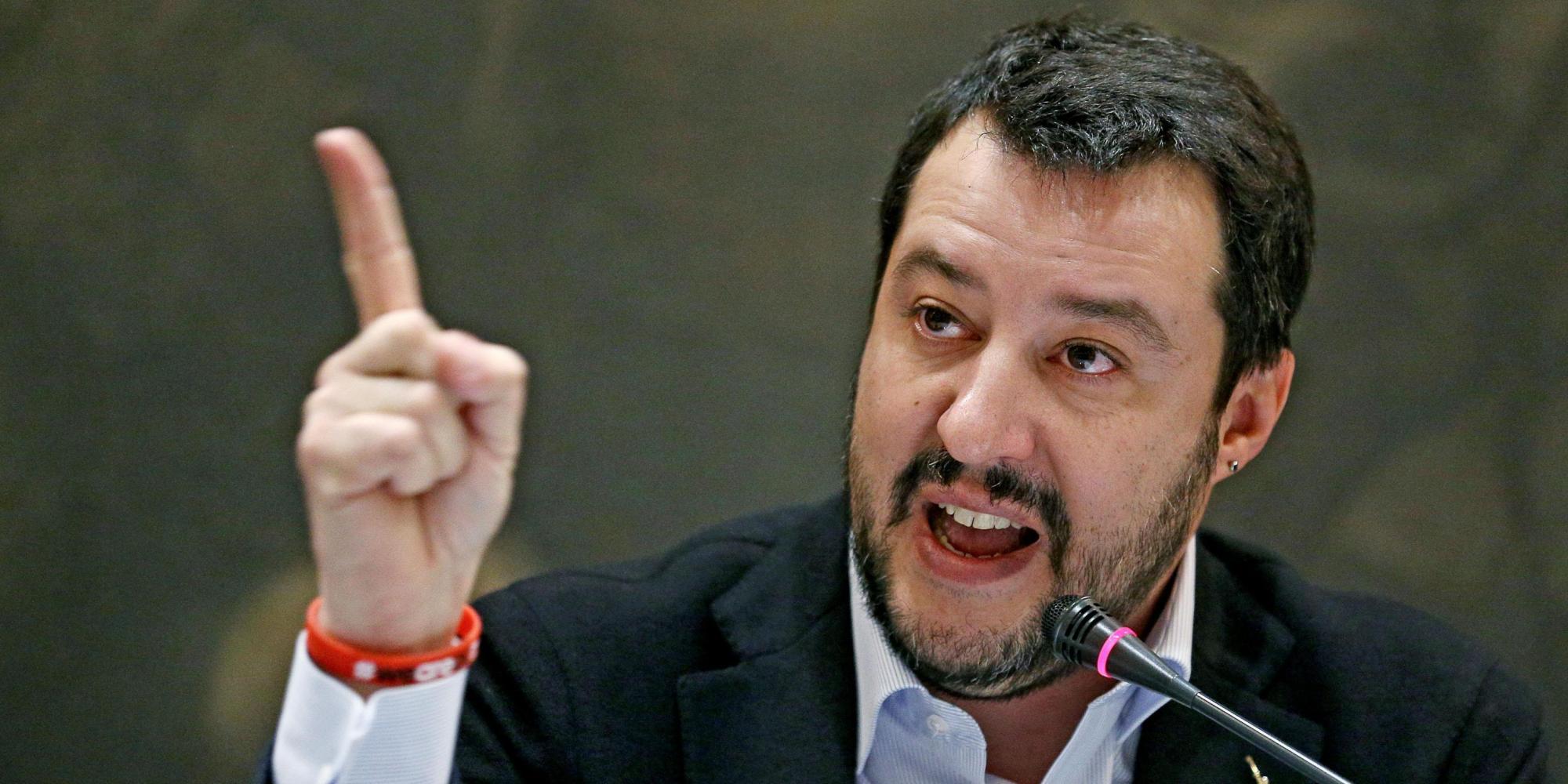 Περνάει στην επίθεση ο Μ.Σαλβίνι: Καλεί σε διαδηλώσεις στη Ρώμη – «Η Ιταλία δεν θα είναι δούλος κανενός»