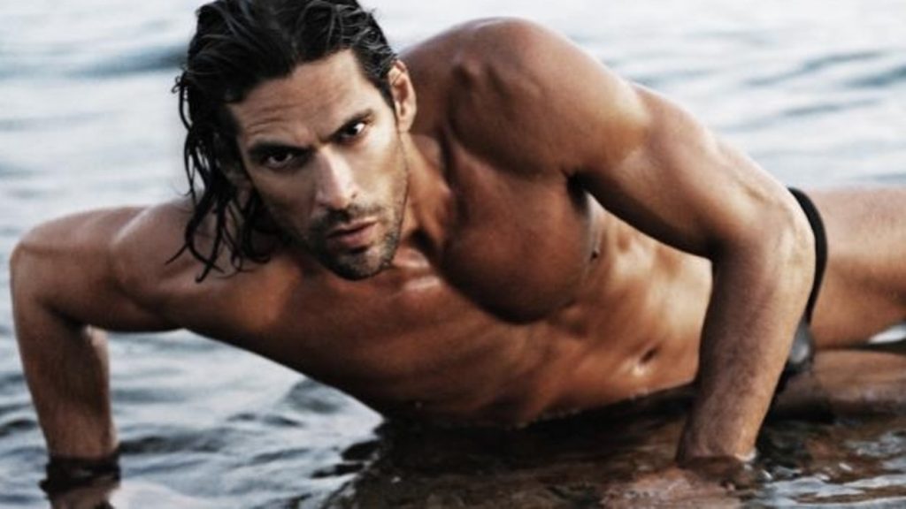 Ο «σφάχτης της Καρύδας» στα πρώτα πλάνα από την ταινία του Netflix! Σκληρός!