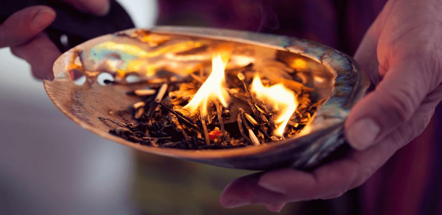 Θάνατος μυστήριο 34χρονης μετά από «πνευματική τελετή» – Το «ύποπτο» ρόφημα