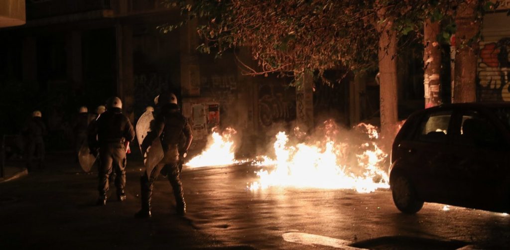 Ελεύθεροι οι επτά προσαχθέντες από τα επεισόδια στα Εξάρχεια