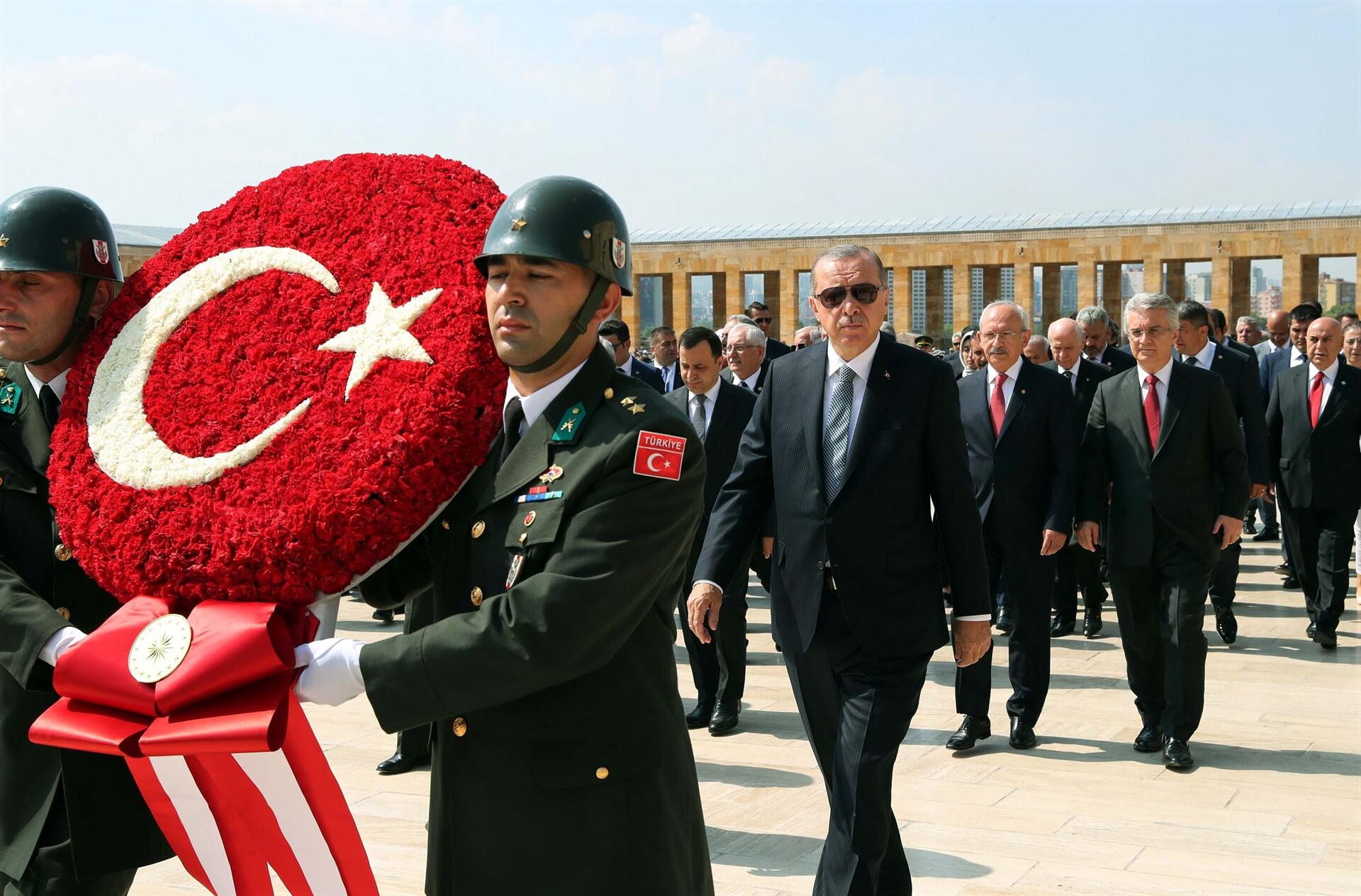 Ερντογάν: «Ελλάδα και άλλες χώρες μας πολιορκούν όπως και πριν από ένα αιώνα»