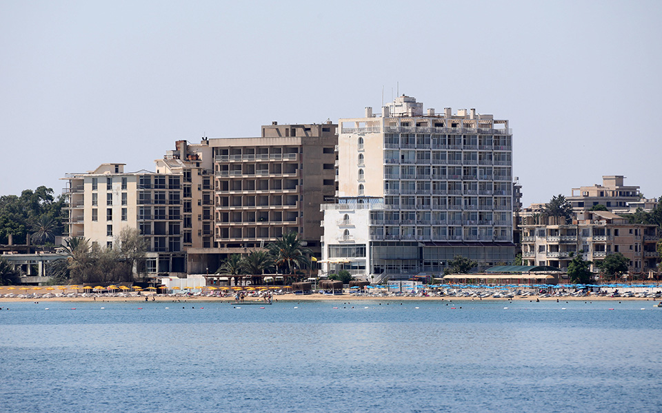 Φωτογραφίες της Αμμοχώστου για πρώτη φορά μετά από 45 χρόνια – Στο Ευρωπαϊκό Συμβούλιο η Λευκωσία (φωτο-βίντεο)