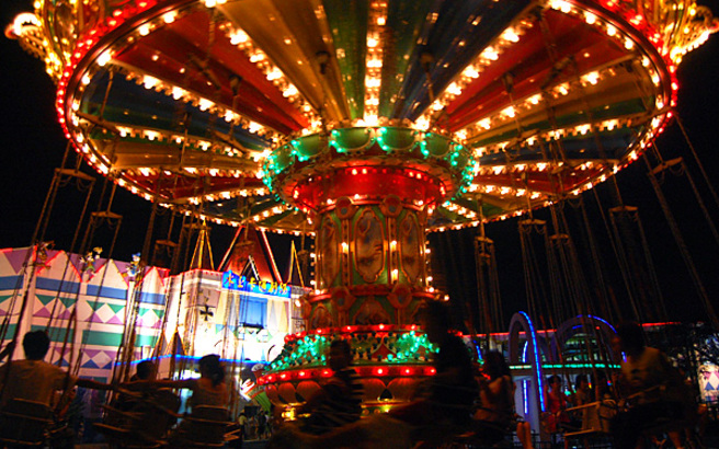 Τραγωδία στον Αλμυρό Βόλου: Νεκρό 14χρονο κορίτσι – Εκσφενδονίστηκε από παιχνίδι λούνα παρκ (upd)