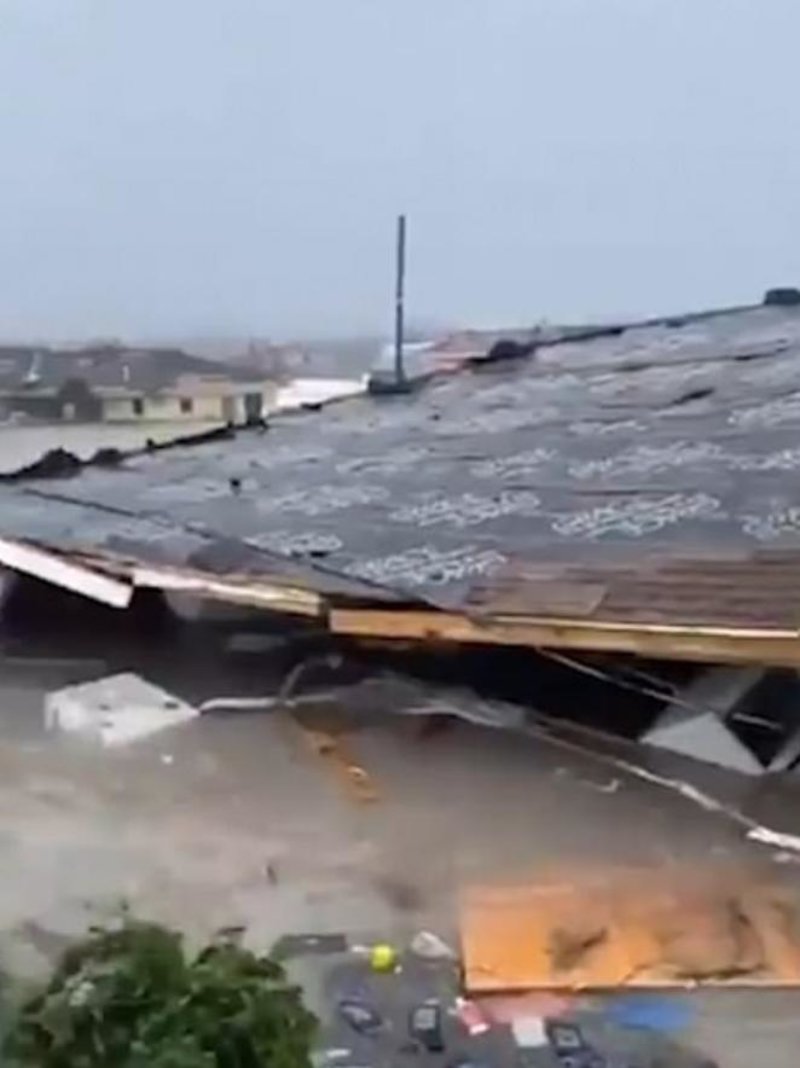 Τυφώνας Ντόριαν: Ο δεύτερος μεγαλύτερος στην ιστορία – Τεράστιες οι καταστροφές (βίντεο)