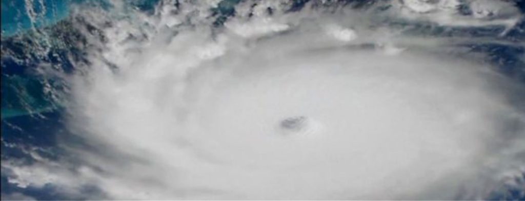 Τυφώνας Dorian: Ένα αγόρι ηλικίας 8 ετών είναι το πρώτο θύμα