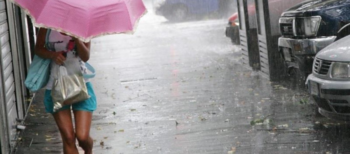 Καιρός: «Μπερδεμένος» σήμερα με ζέστη και βροχές με καταιγίδες