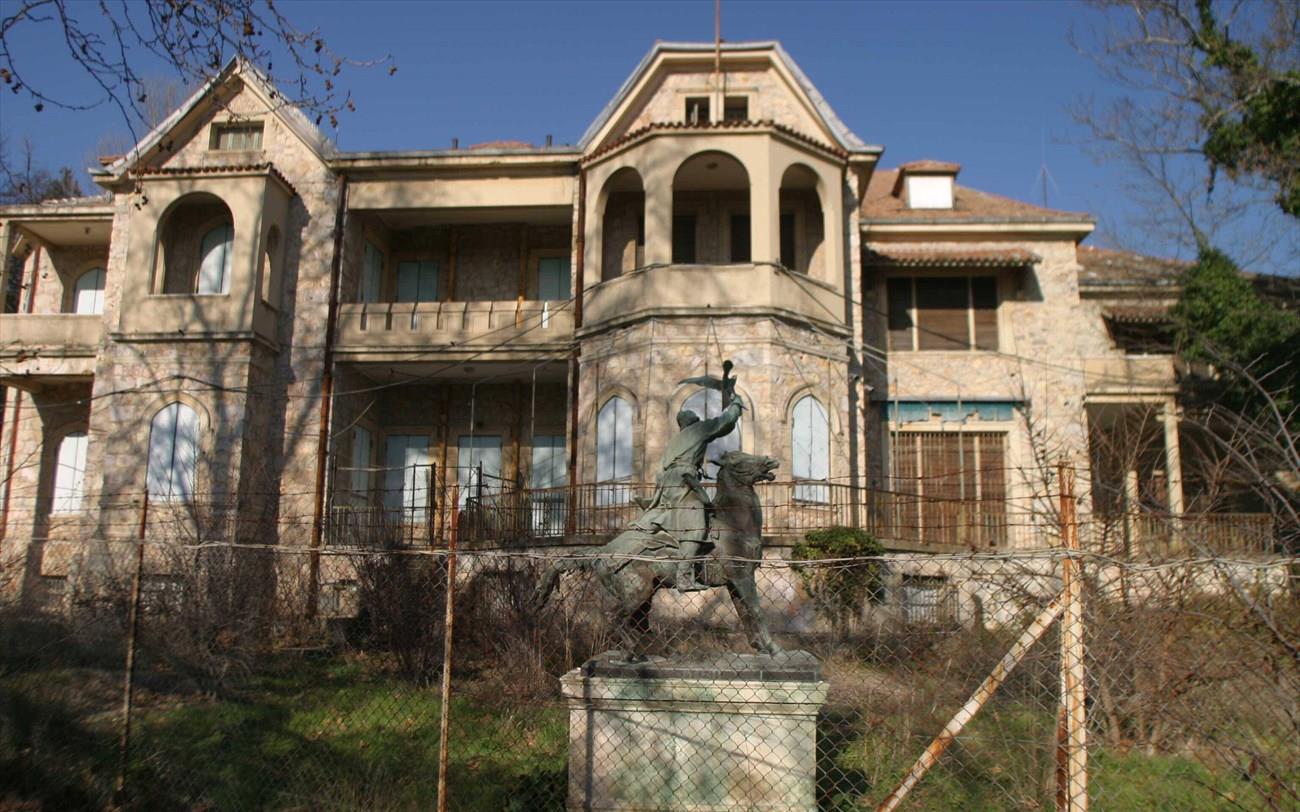 Ξεκινούν τα έργα στο πρώην Βασιλικό Κτήμα στο Τατόι