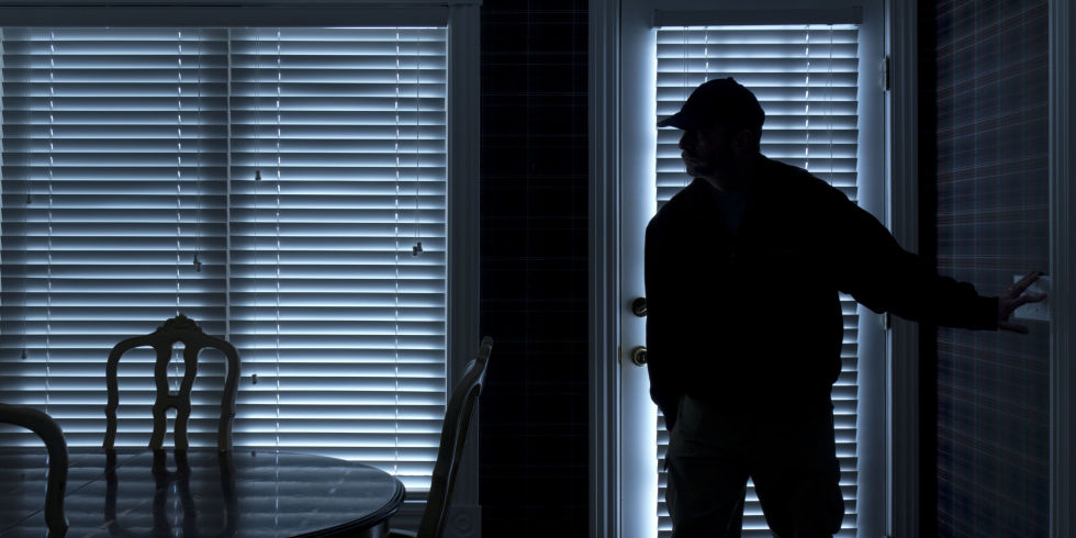 Αυτά είναι τα 6 λάθη που κάνετε στο σπίτι σας και «προσελκύετε» τους διαρρήκτες