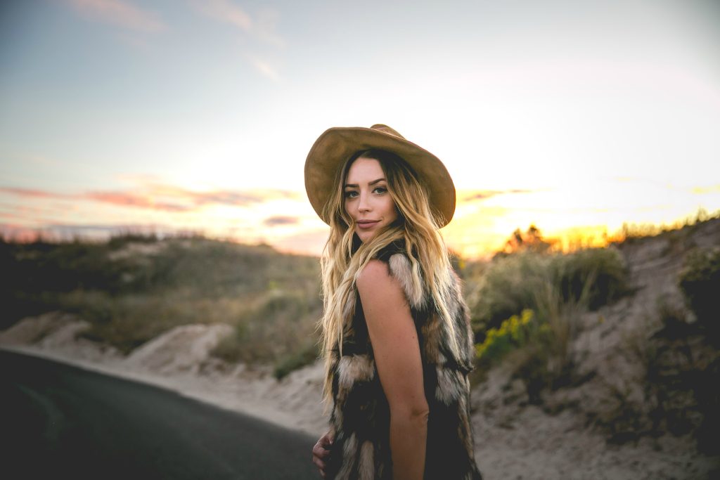 Σκοτώθηκε σε τροχαίο η 30χρονη τραγουδίστρια Kylie Rae Harris