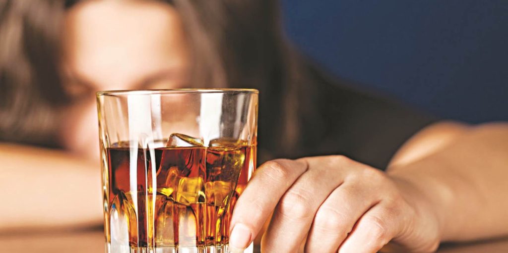 «Μπροστάρηδες» οι Ευρωπαίοι στην κατανάλωση αλκοόλ – Οι Έλληνες πίνουν λιγότερο από τον ευρωπαϊκό μέσο όρο