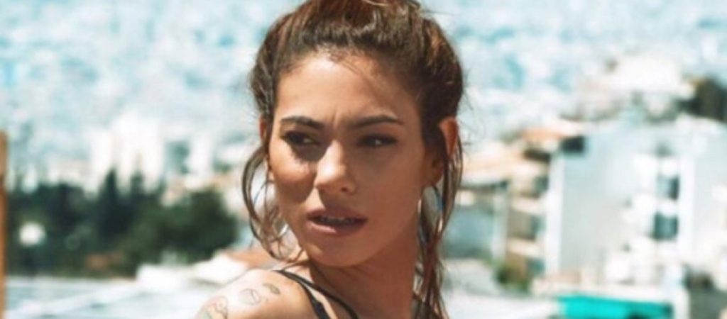 Η εντυπωσιακή αλλαγή της Ευριδίκης Βαλαβάνη – Κατάξανθη και με καρέ μαλλιά (φωτο)