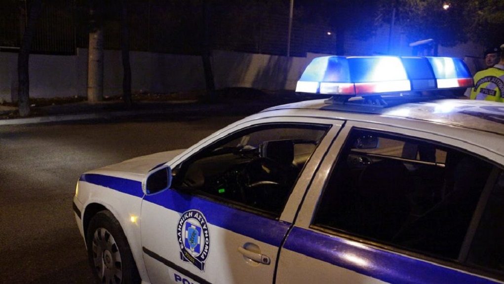 Κέντρο Αθήνας: Συμμορία αλλοδαπών έκλεβε πολίτες και αυτοκίνητα