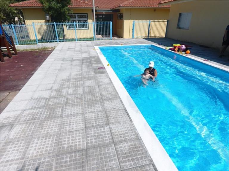 Αυτό είναι το πρώτο ελληνικό σχολείο με πισίνα – Για την αποκατάσταση των ΑΜΕΑ (φωτο)