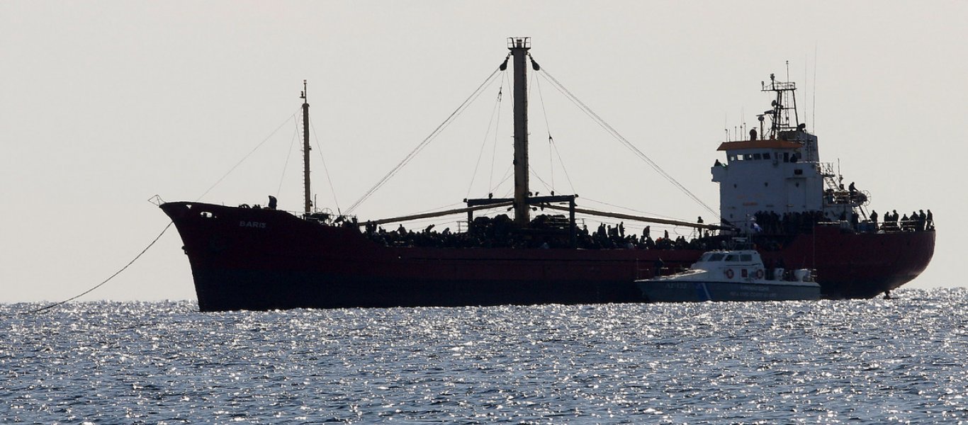 Ακυβέρνητο φορτηγό πλοίο ανοιχτά της Σύρου – Λόγω μηχανικής βλάβης