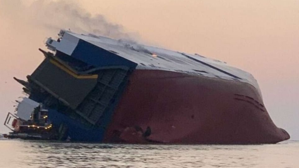 Αίσιο τέλος είχε η επιχείρηση διάσωσης μελών του πλοίου Golden Ray: Εντοπίστηκαν ζωντανoί