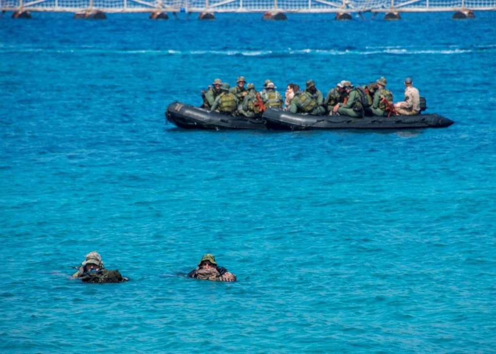 Λέρος: Μέσω θαλάσσης έγινε η «έξοδος» του οπλισμού – Το συμβάν με τους Γερμανούς «κολυμβητές» – Τί λένε οι Αρχές