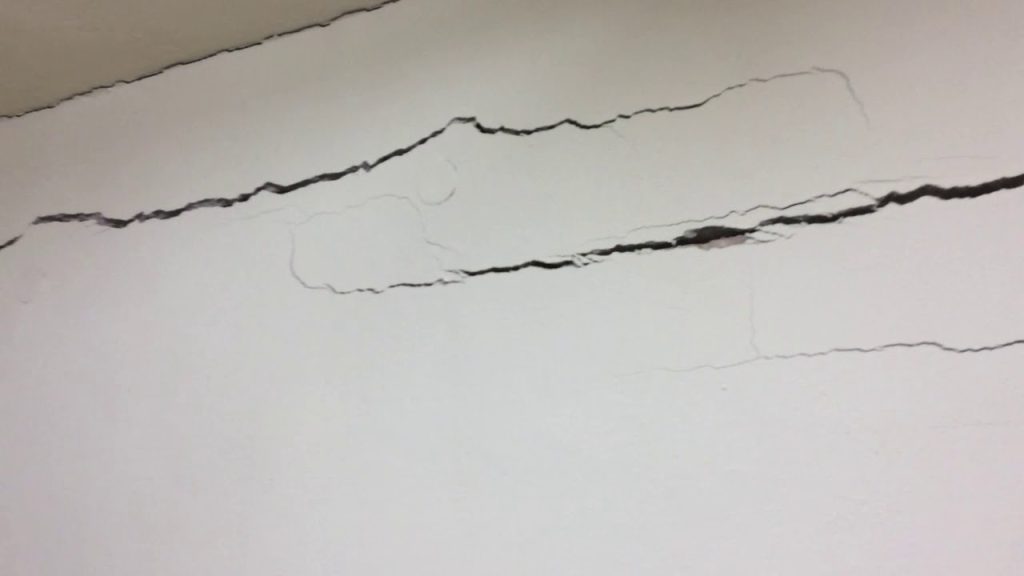 Θα παρατείνουν τις διακοπές τους λόγω ζημιών από το σεισμό – Σε ποιες περιοχές θα αργήσουν να ξεκινήσουν τα μαθήματα