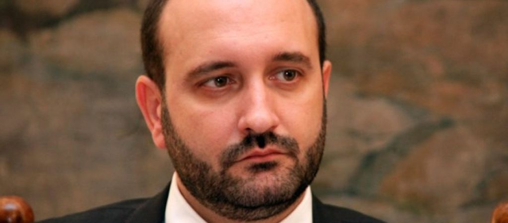 Κ. Κόλλιας προς Π. Θεοδωρικάκο: Να δοθεί παράταση για τη ρύθμιση των χρεών προς τους δήμους