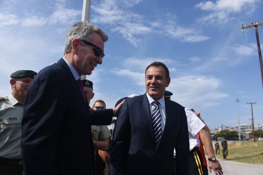 ΥΕΘΑ και Αμερικανός πρεσβευτής στην Αλεξανδρούπολη: «Ούριος άνεμος στην πορεία των ελληνοαμερικανικών σχέσεων»