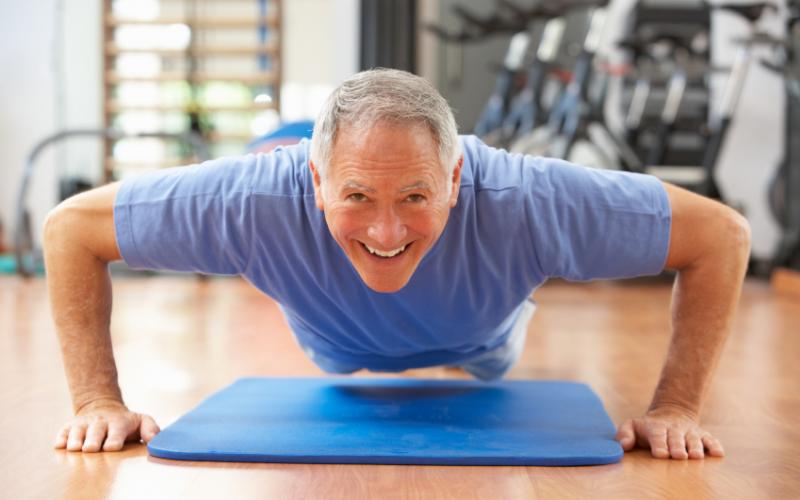 Οι τροφές που πρέπει να αποφεύγουν οι άνω των 50 ετών