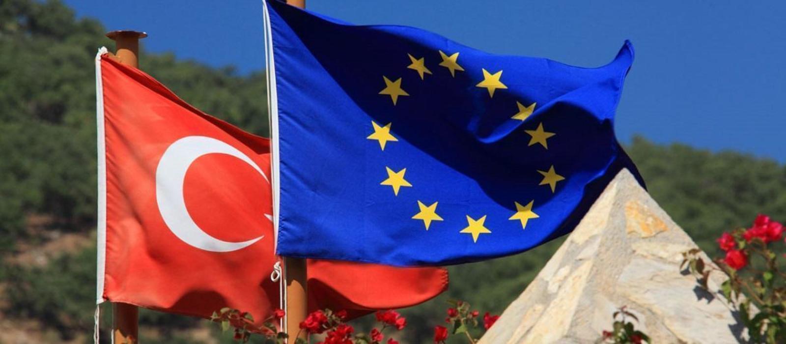 Η Τουρκία ζητά από την ΕΕ να πληρώσει και για την «ζώνη ασφαλείας» στη Συρία