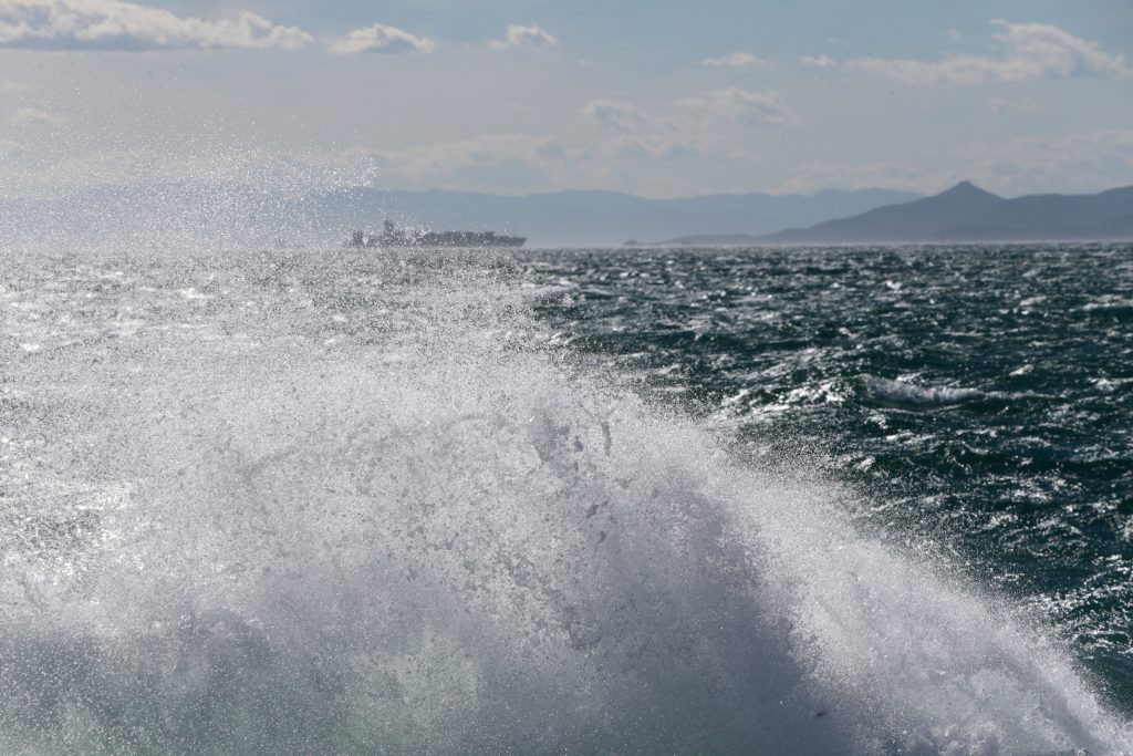 Ξεπέρασαν τα 150 km/h οι άνεμοι στην Κάρυστο – Εντυπωσιακό βίντεο