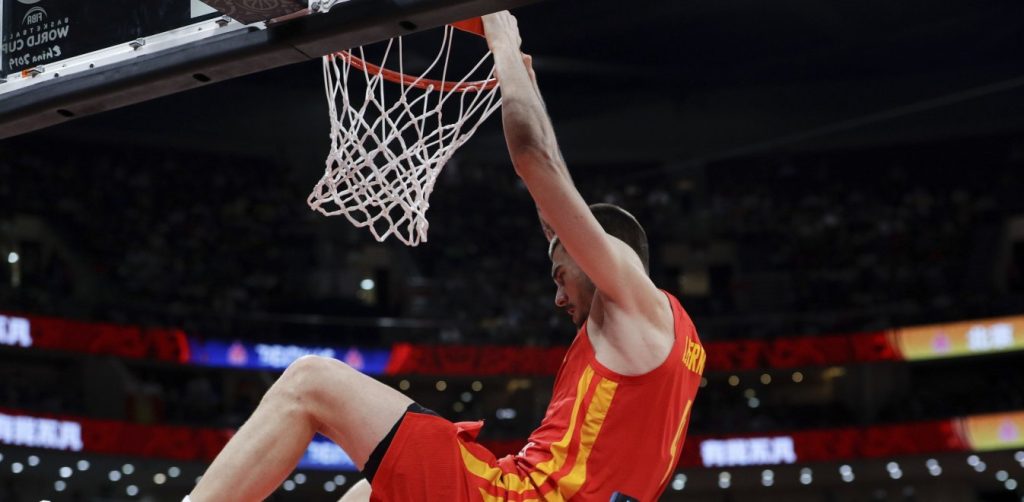 Μουντομπάσκετ 2019: Δείτε τη στιγμή της απονομής του Παγκοσμίου Κυπέλλου στην Ισπανία (βίντεο)