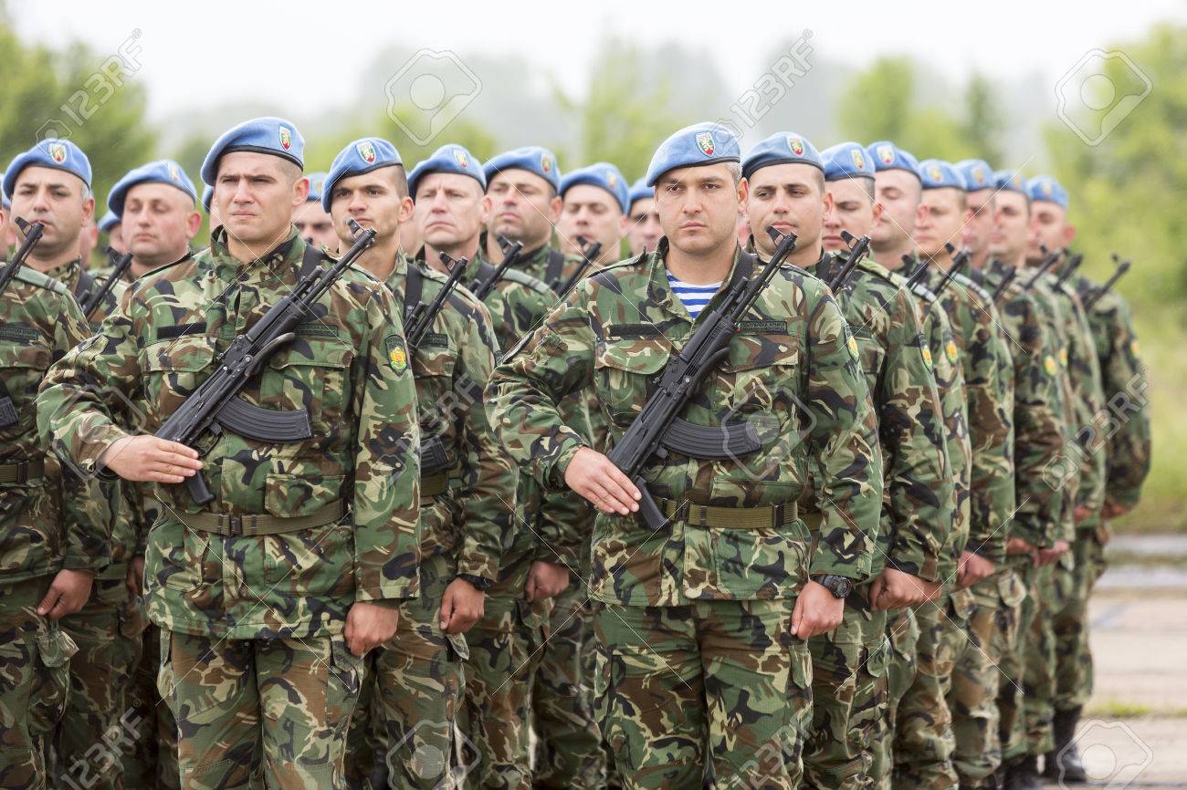 Βουλγαρία: Έτοιμη να στείλει 11.000 στρατιώτες στα σύνορα με την Τουρκία για να αναχαιτίσει τα κύματα των αλλοδαπών