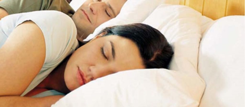 Τι είναι το «διαζύγιο ύπνου» που εχει γίνει… μόδα στις ΗΠΑ;